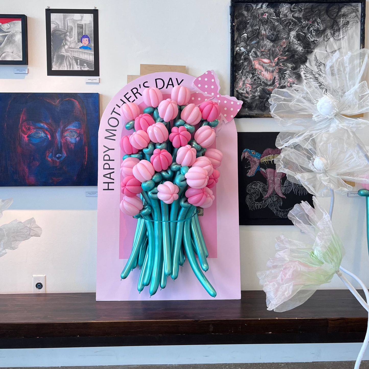 Sign - Backdrop wall up to 8 feet and more props cutout