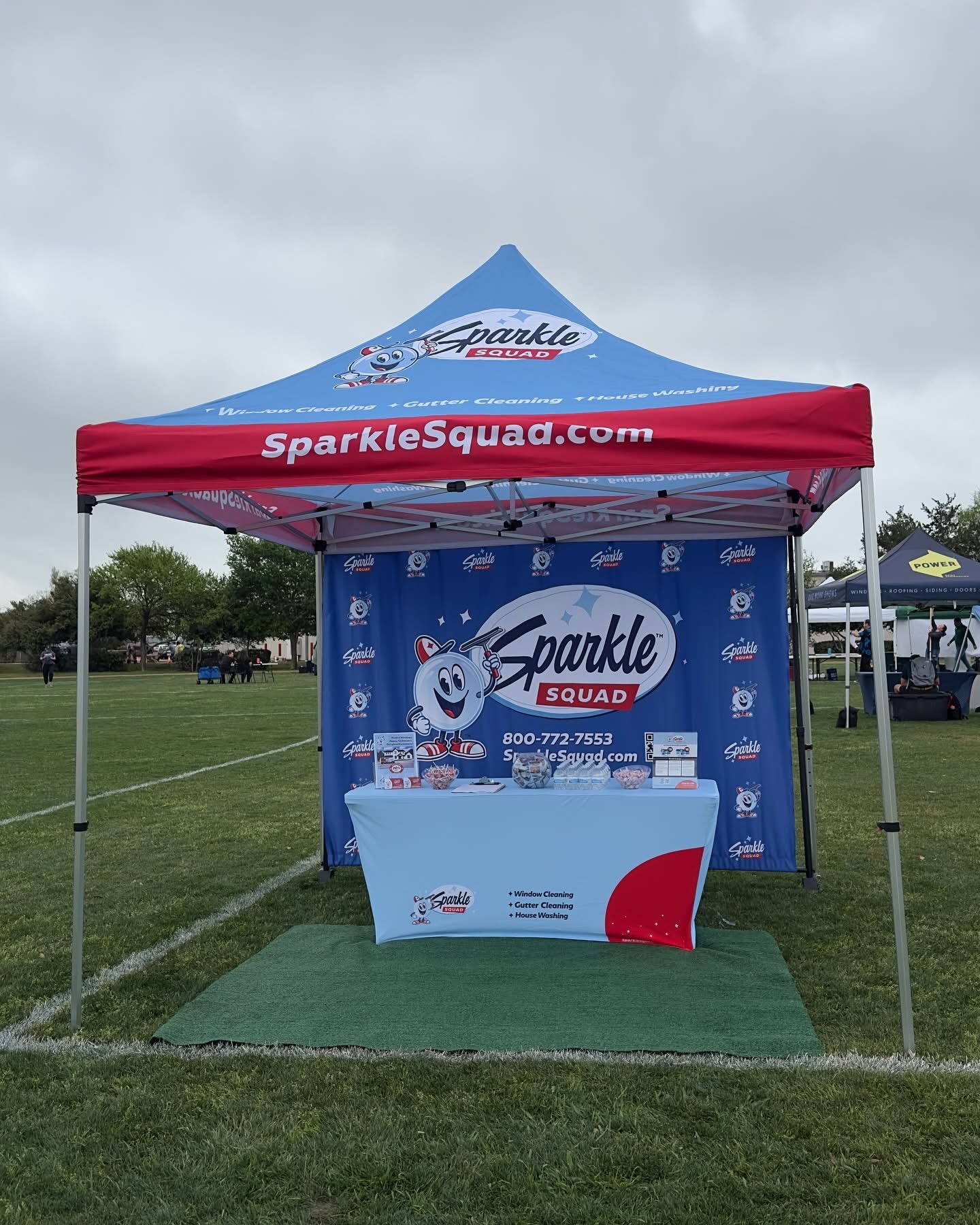 Step repeat backdrop banner